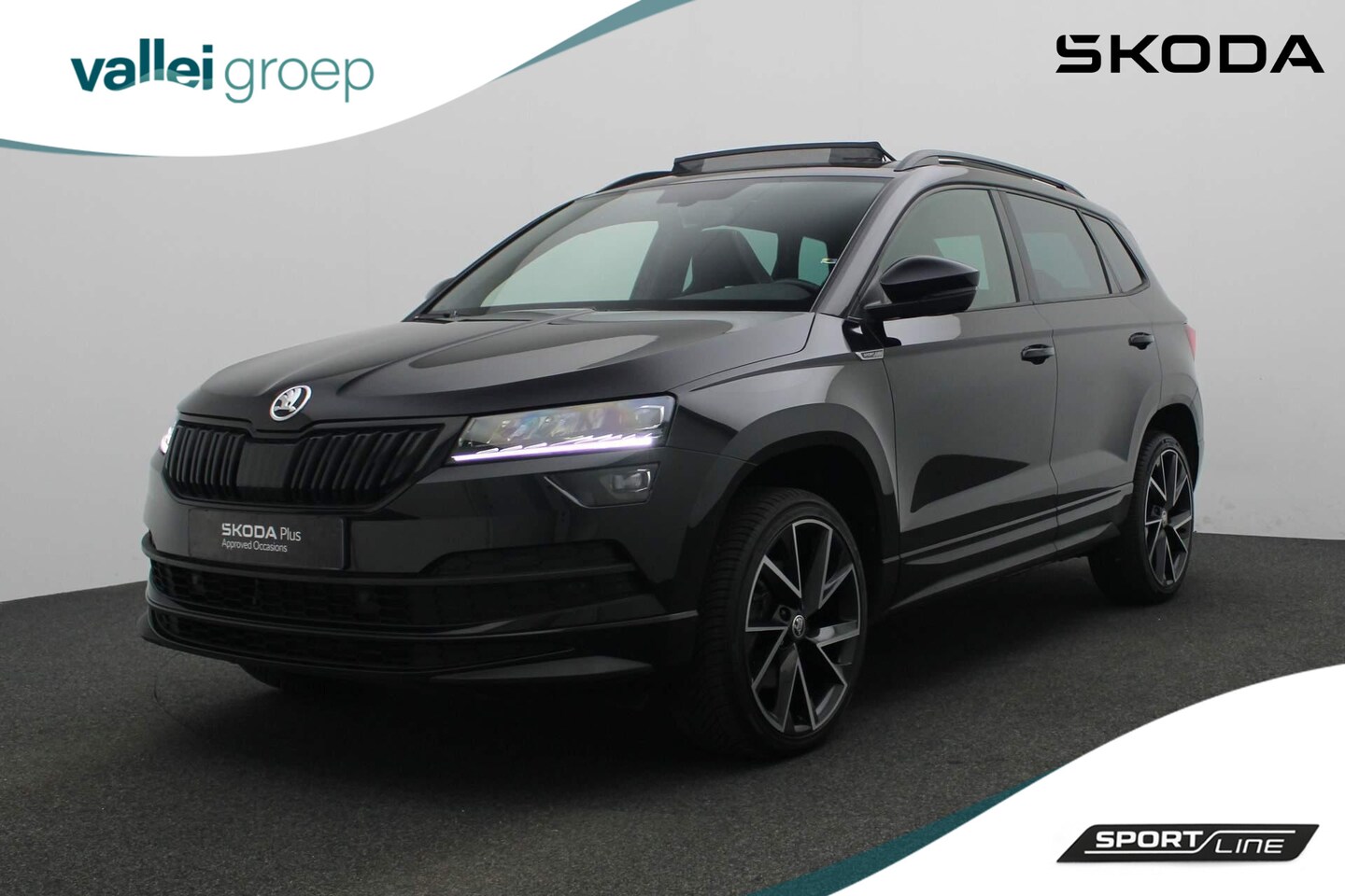 Skoda Karoq - 1.5 TSI 150PK DSG ACT Sportline Business | Pano | Matrix LED | Stoel-/achterbankverwarming - AutoWereld.nl