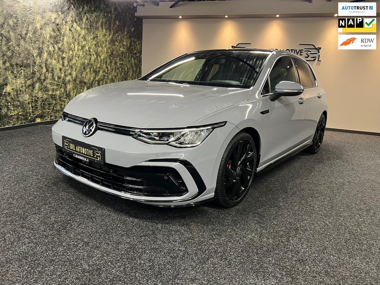 Volkswagen Golf - 1.5 TSI Highline Business R Line-Pano-Nvi-Apple Carplay-LED-2 Jaar Apk - AutoWereld.nl