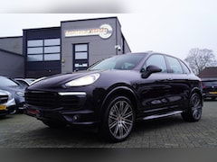 Porsche Cayenne - 4.2 D S | Panorama | Luchtvering | Xenon | Facelift | Dealer onderhouden | Luxe leder | Pa