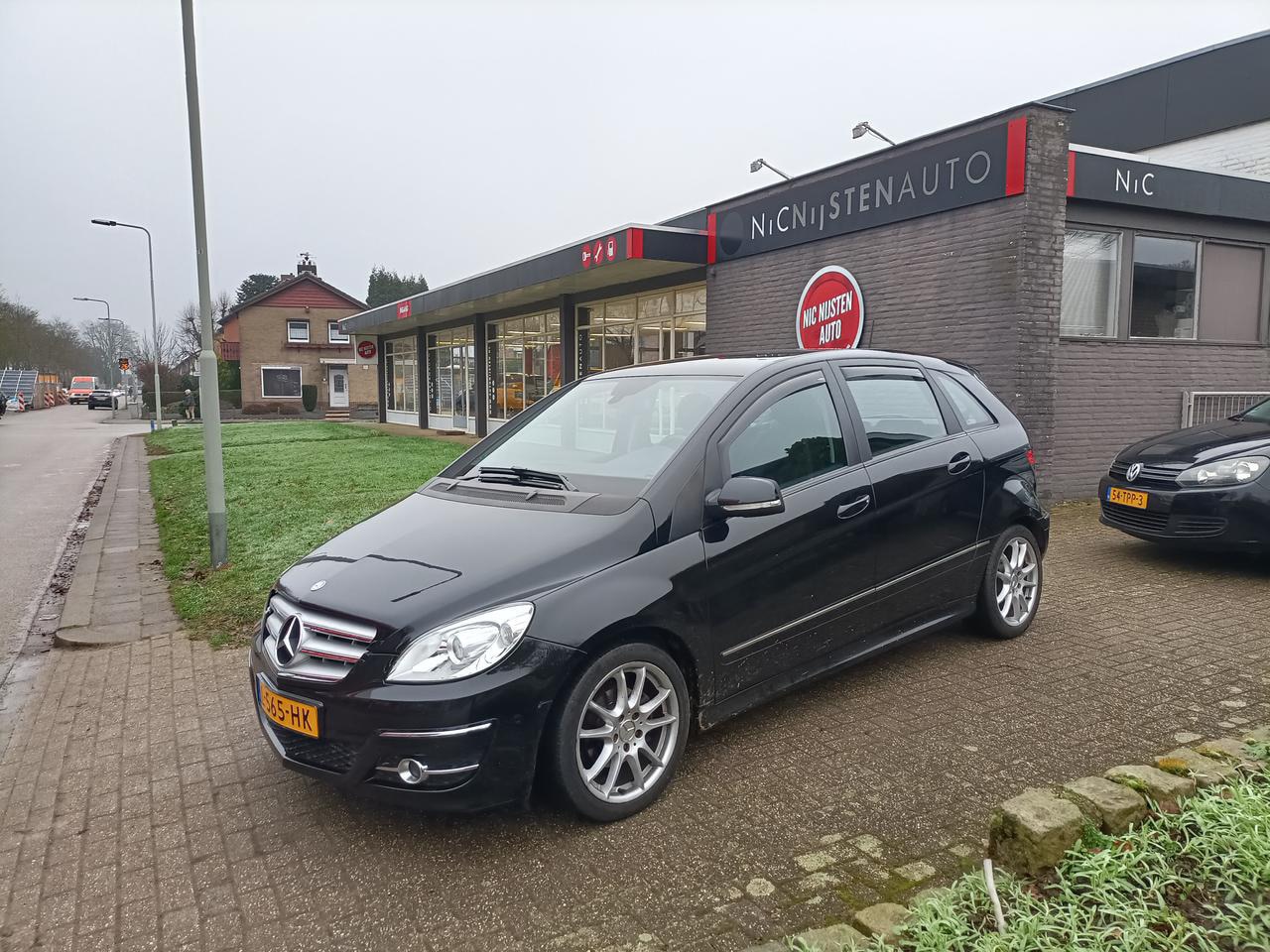 Mercedes-Benz B-klasse - B-180 Automaat Cruise/Airco/Park.hulp - AutoWereld.nl