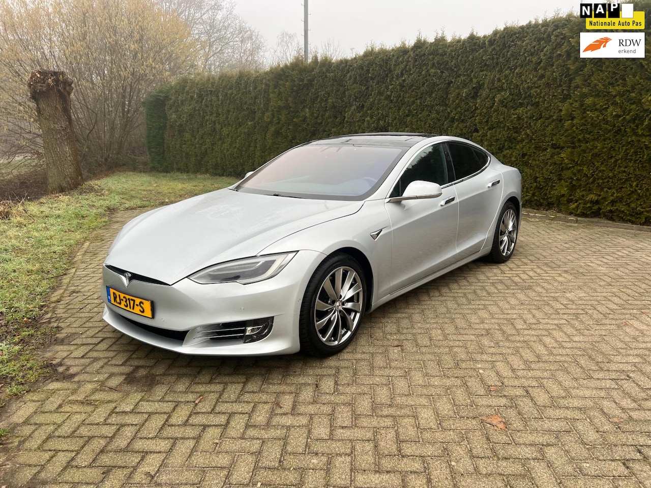 Tesla Model S - 100D FULL SELF DRIVING LED DAK VOL ZWART LEER - AutoWereld.nl