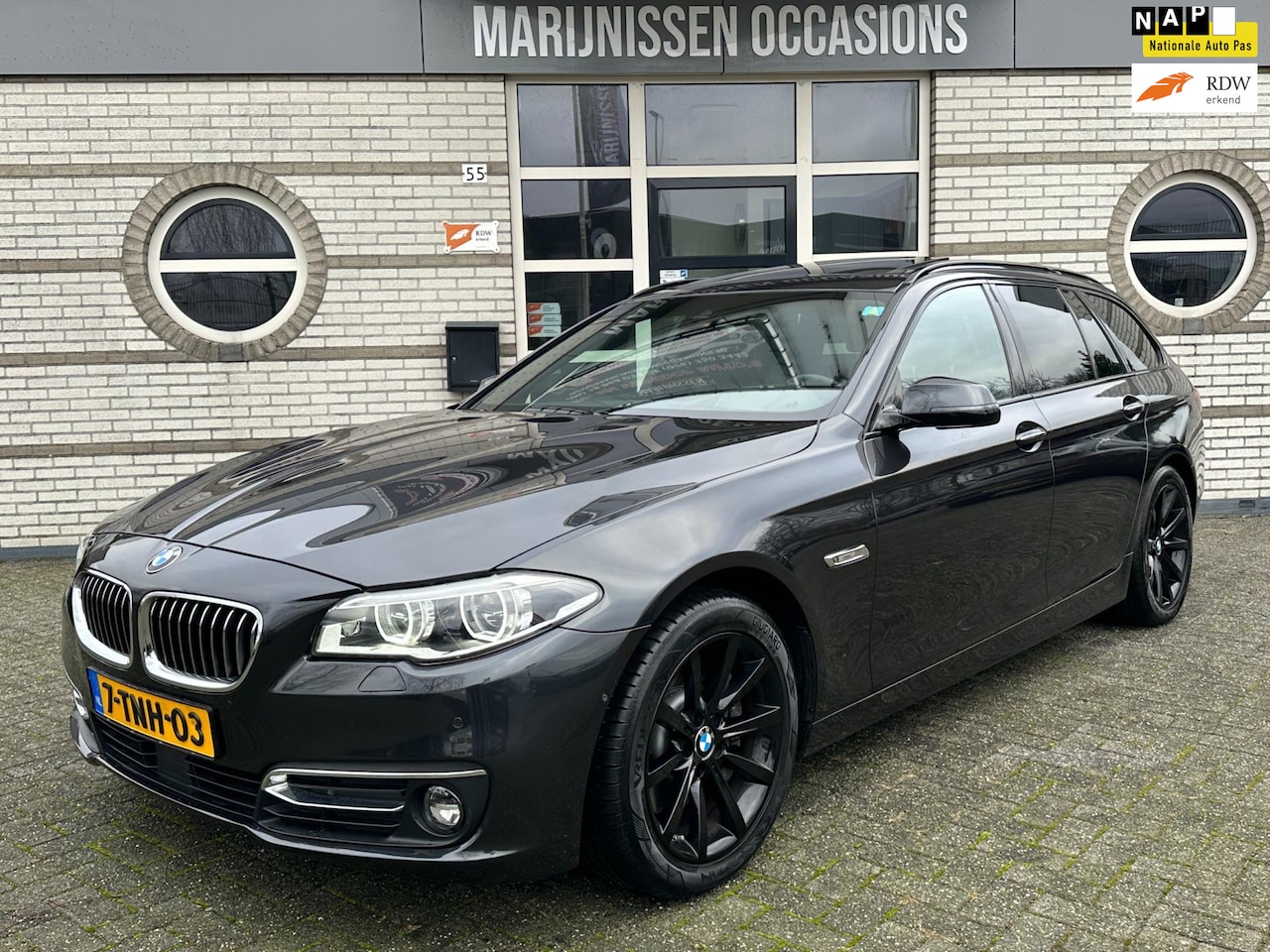 BMW 5-serie Touring - 528i X-Drive|NL Auto, Vol opties - AutoWereld.nl