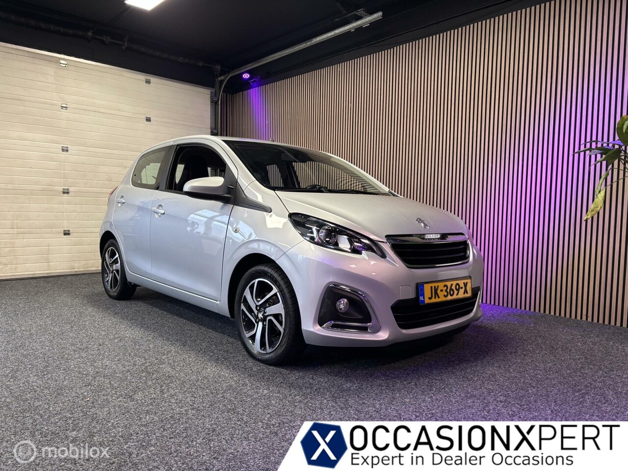 Peugeot 108 - 1.2 VTi Allure ★ AIRCO - AutoWereld.nl