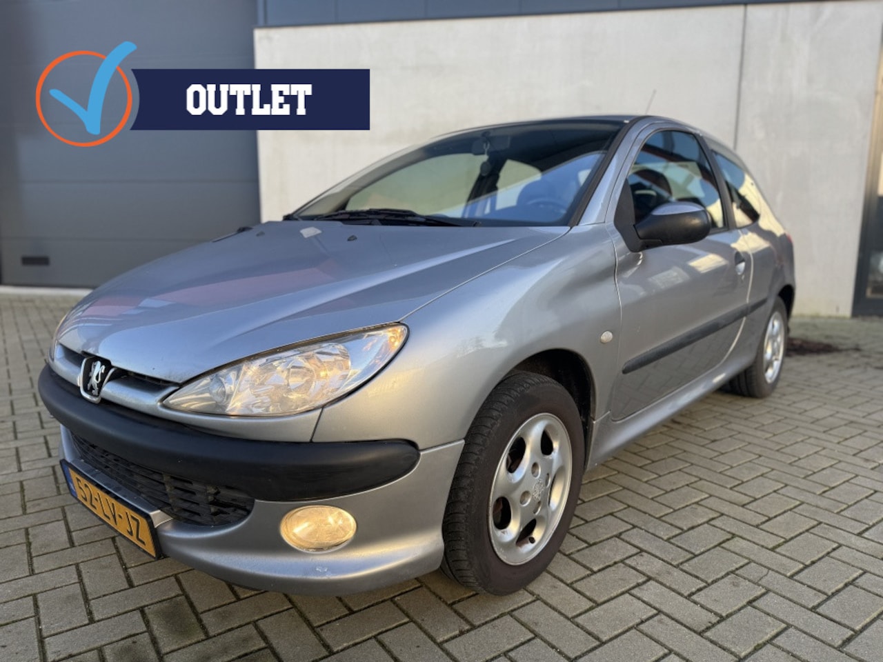 Peugeot 206 - 1.4 XS Premium CLIMA LM LEER ELEK-R - AutoWereld.nl