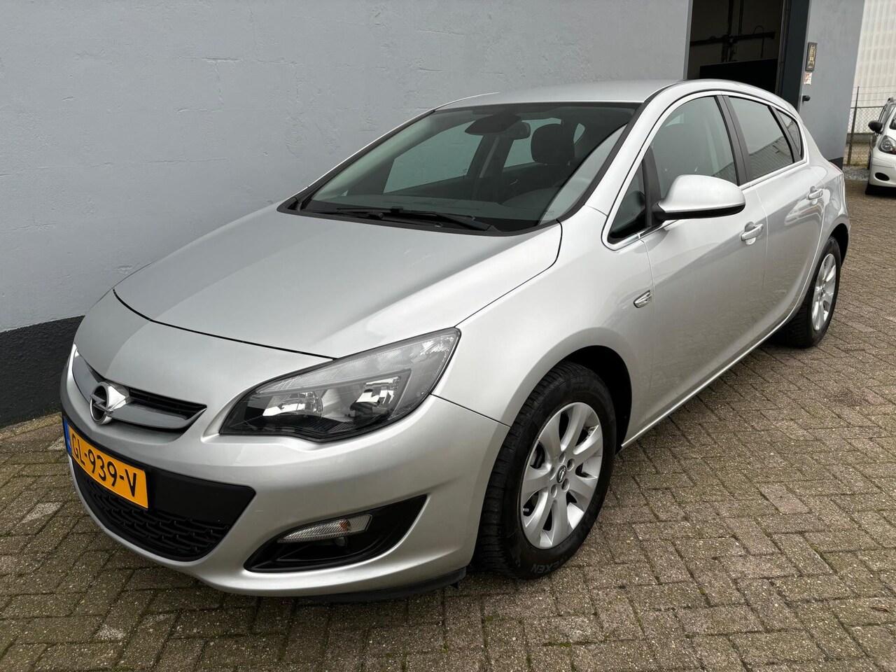 Opel Astra - 1.4 Turbo Blitz 1.4 Turbo Blitz - AutoWereld.nl