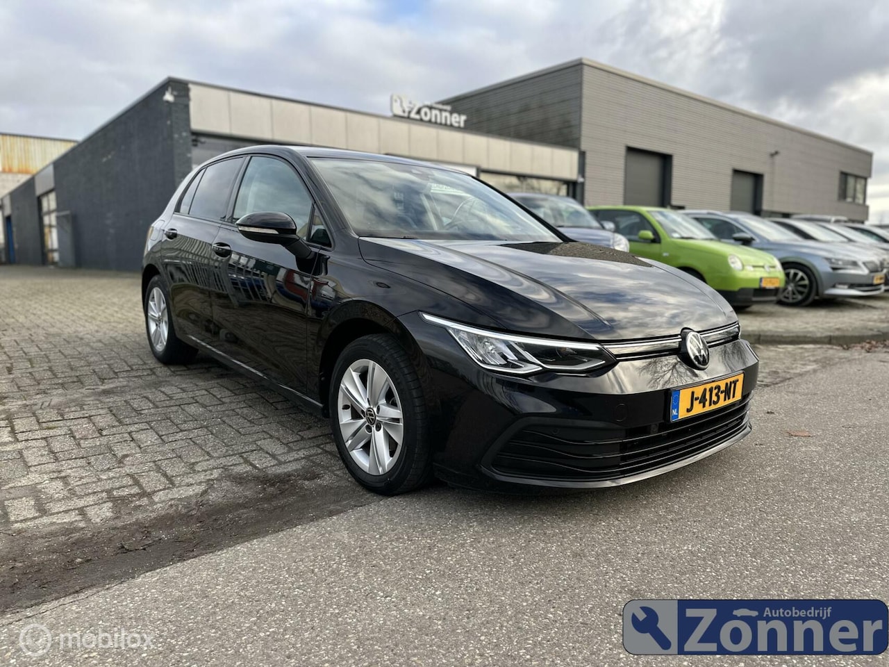 Volkswagen Golf - 1.5 eTSI R-Line 1.5 eTSI R-Line - AutoWereld.nl