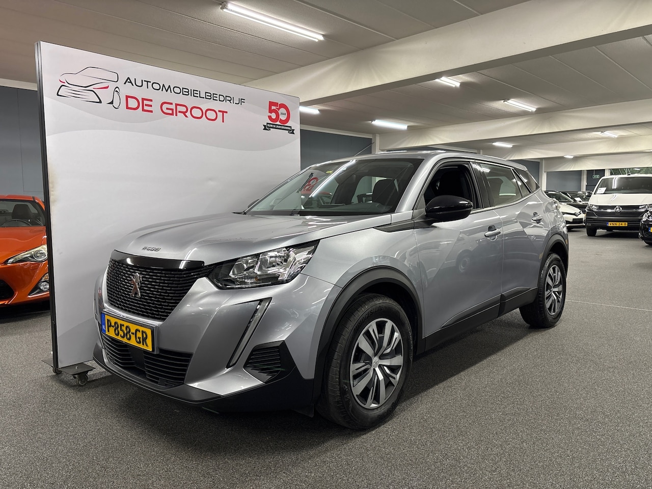 Peugeot 2008 - 1.2 PureTech Active / Navi / PDC /NL auto - AutoWereld.nl