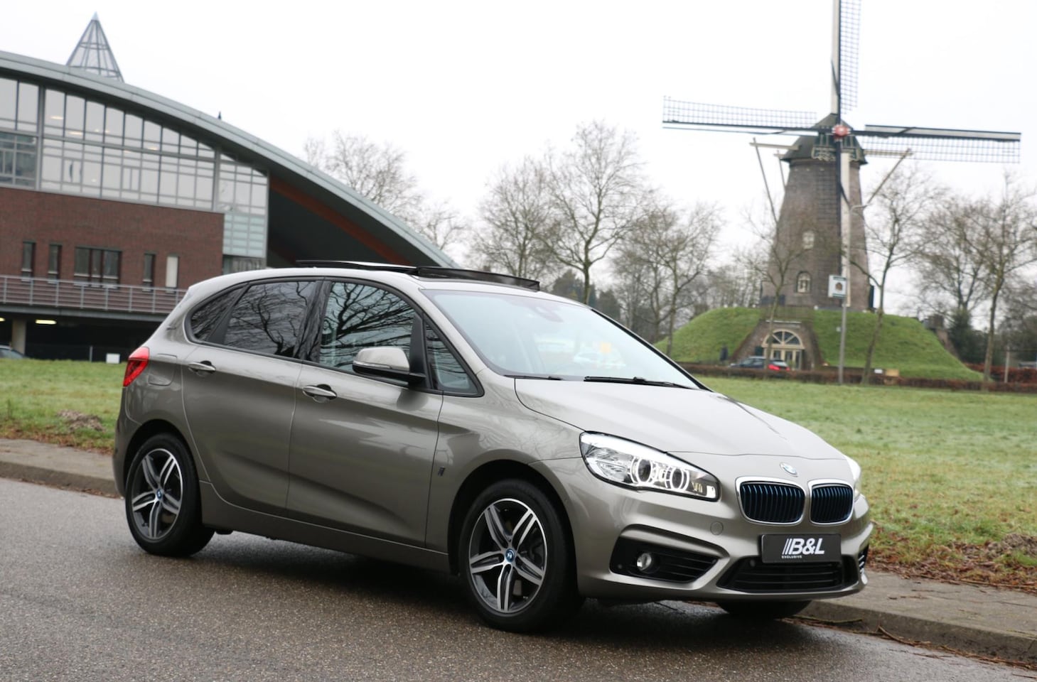 BMW 2-serie Active Tourer - 225xe iPerformance Hybride Aut Full Option 1e Eigenaar Pano Adaptive Cruise Controle Camer - AutoWereld.nl