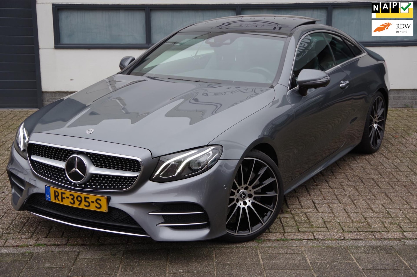 Mercedes-Benz E-klasse Coupé - 200 Premium Plus AMG/ BURMESTER/PANO - AutoWereld.nl