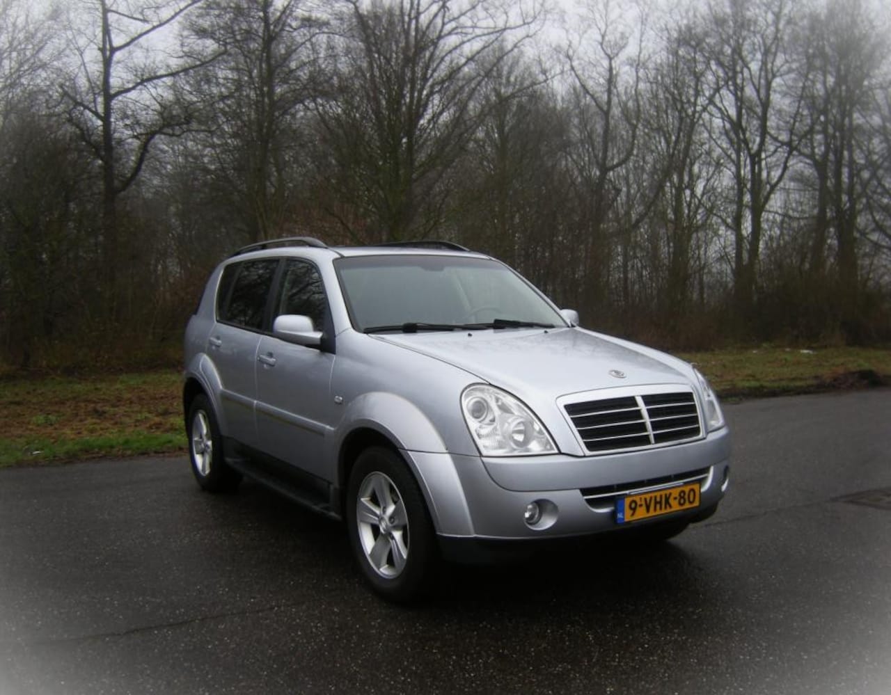 SsangYong Rexton - RX 270 Xdi Dynamic High Roof . AUTOMAAT . Leder intrieur . Trekhaak . enz enz - AutoWereld.nl