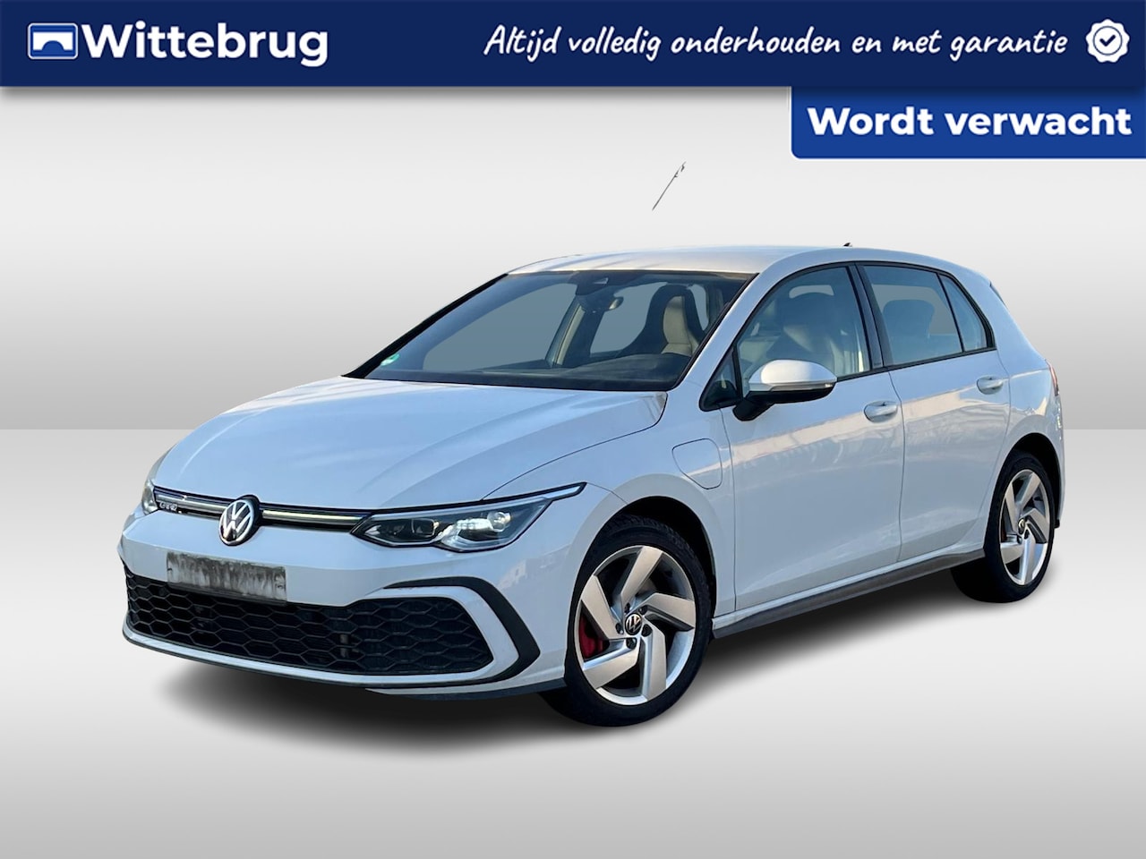 Volkswagen Golf - 1.4 eHybrid 245pk DSG GTE / Virtual Cockpit / 17" LMV / Navi / Stuur en Stoelverwarming / - AutoWereld.nl