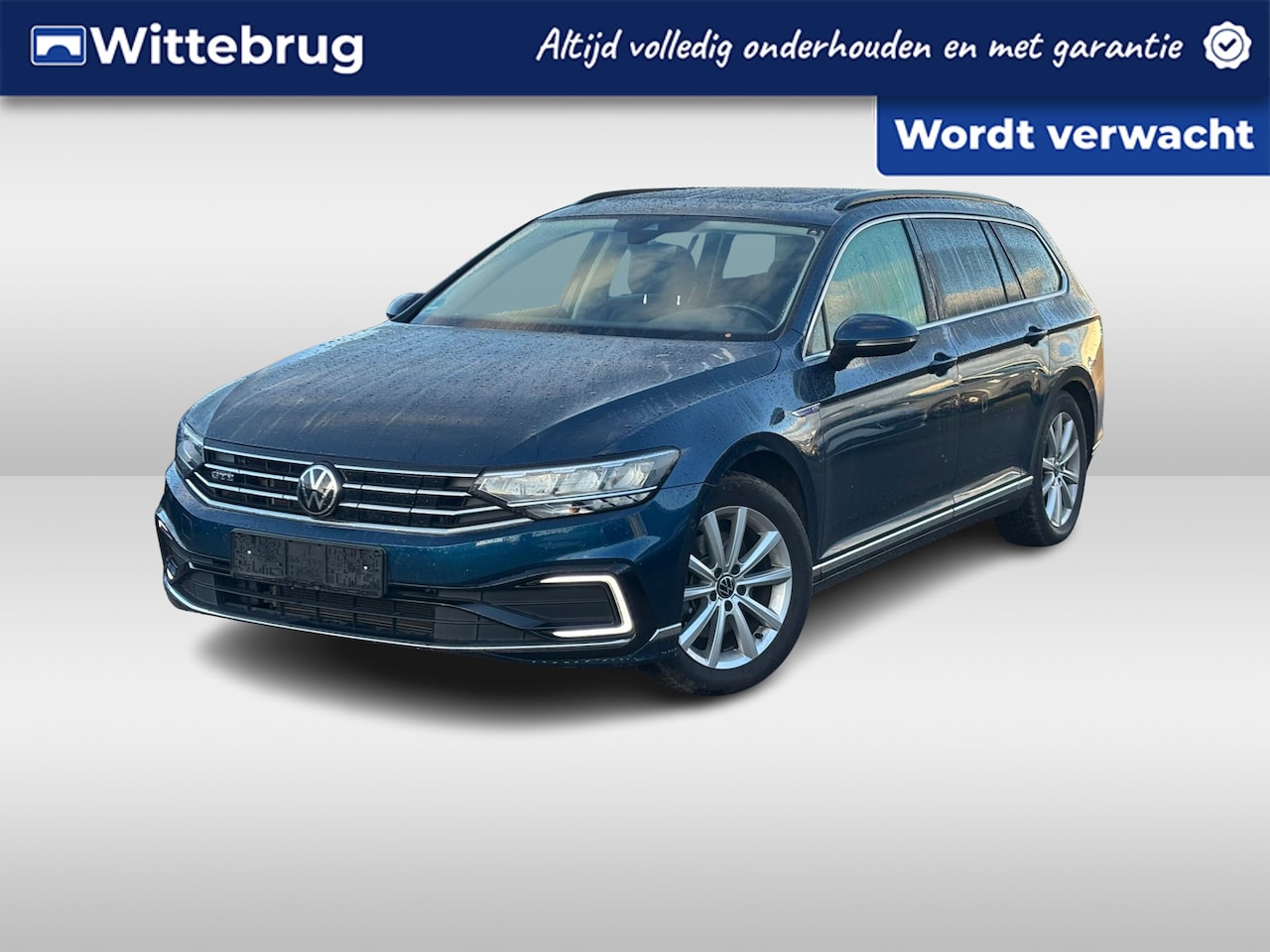 Volkswagen Passat Variant - 1.4 TSI 218pk PHEV GTE Business / Panoramadak / Virtual Cockpit / 17" LMV / Navi / Camera - AutoWereld.nl