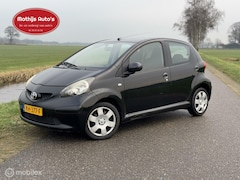 Toyota Aygo - 1.0-12V + 5 deurs Airco