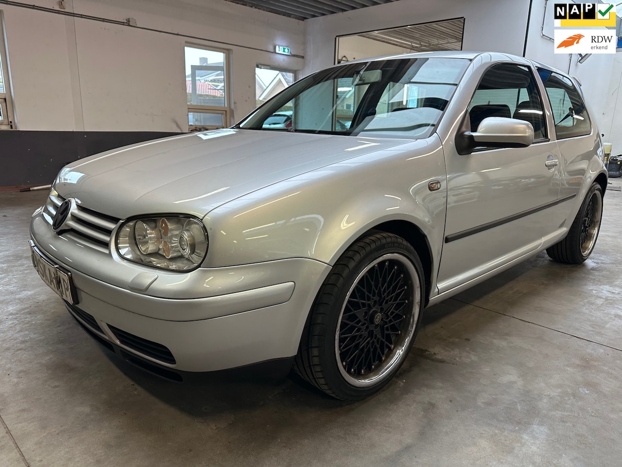 Volkswagen Golf - 1.6-16V Oxford 1.6-16V Oxford - AutoWereld.nl