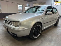 Volkswagen Golf - 1.6-16V Oxford