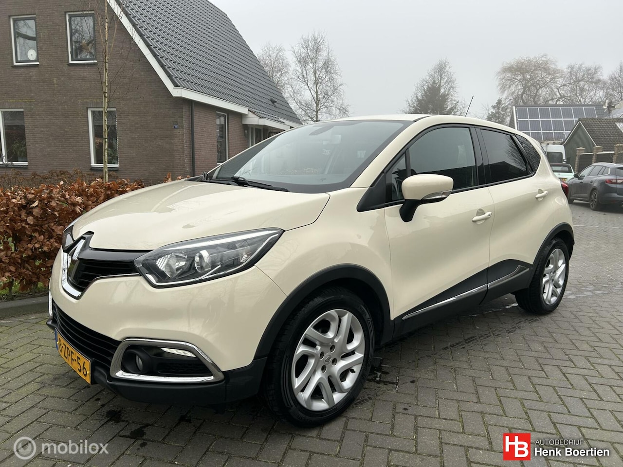 Renault Captur - 0.9 TCe Helly Hansen - AutoWereld.nl