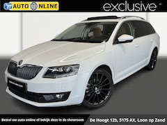 Skoda Octavia Combi - 1.4 TSI Greentech Style Businessline✅Panoramadak✅Sportstoelen✅Stoelverwarming✅Leder Bekled