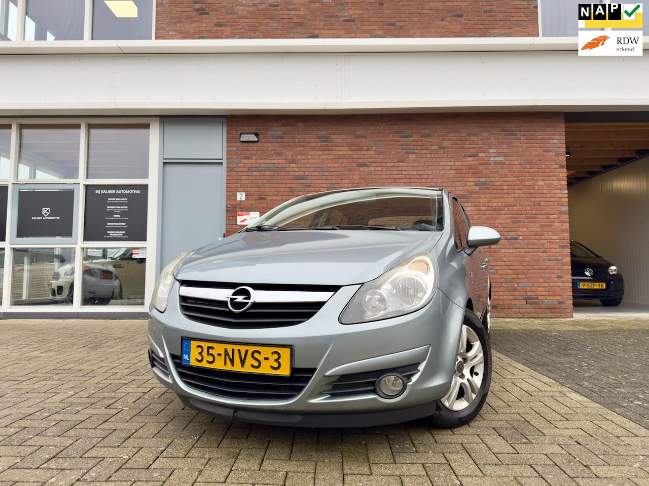 Opel Corsa - 1.3 CDTi EcoFlex S/S '111' Edition Carplay Airco LM velgen - AutoWereld.nl