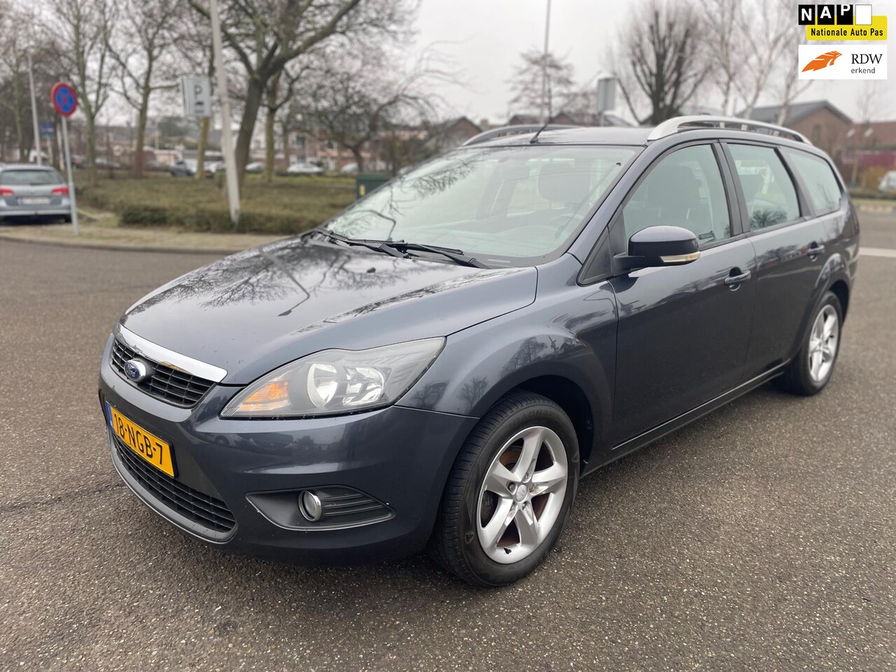 Ford Focus Wagon - 1.6 Comfort / airco / cruise.control / elek.ramen / deurvergrendeling / historie / nap.. - AutoWereld.nl