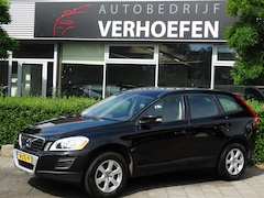 Volvo XC60 - 2.0T Kinetic - AUTOMAAT - BLIS - LEDER - NAVIGATIE - CLIMATE / CRUISE - TREKHAAK