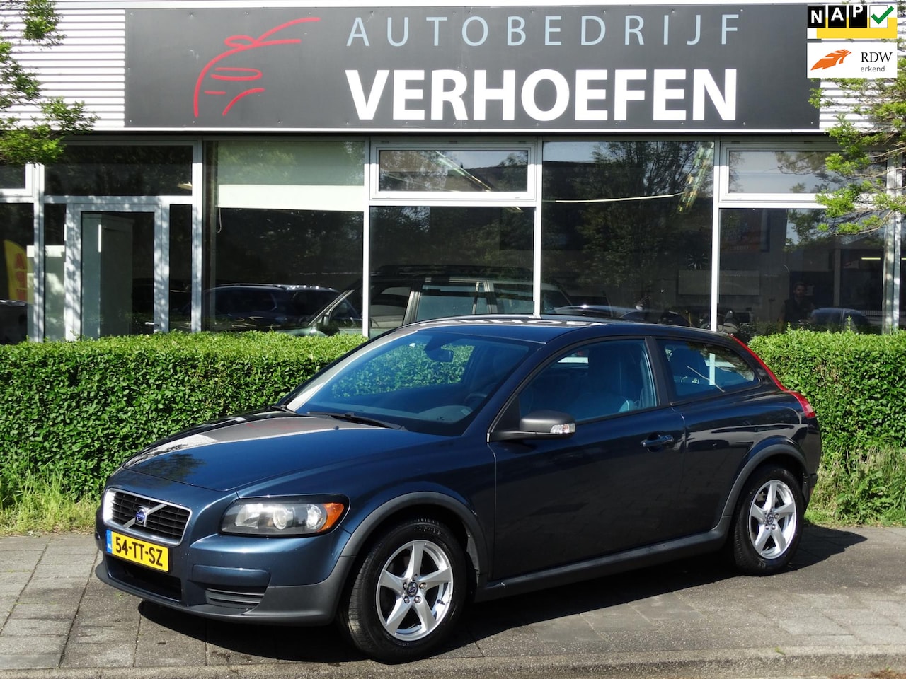 Volvo C30 - 1.8 Kinetic - CLIMATE CONTROL / AIRCO - TREKHAAK - ELEKTRISCHE RAMEN!! - AutoWereld.nl