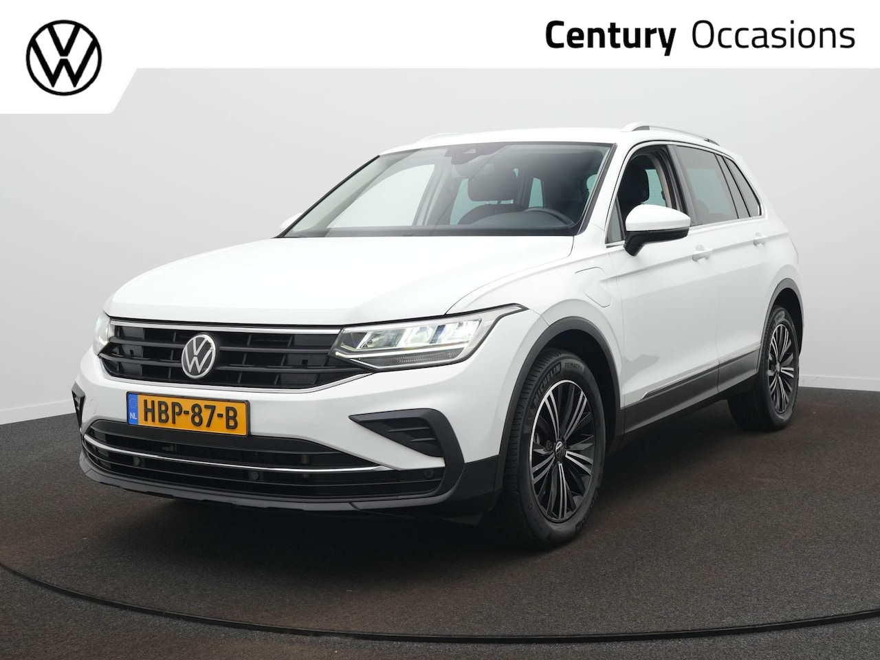 Volkswagen Tiguan - 1.4 TSI eHybrid Life Business / Climate / Adap. Cruise / BLIS / LED - AutoWereld.nl