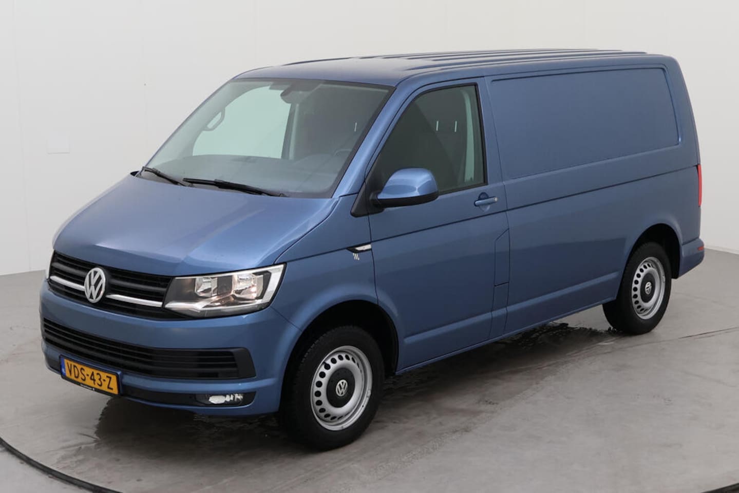 Volkswagen Transporter - 2.0 TDI L1H1 Highline 2.0 TDI L1H1 Highline - AutoWereld.nl