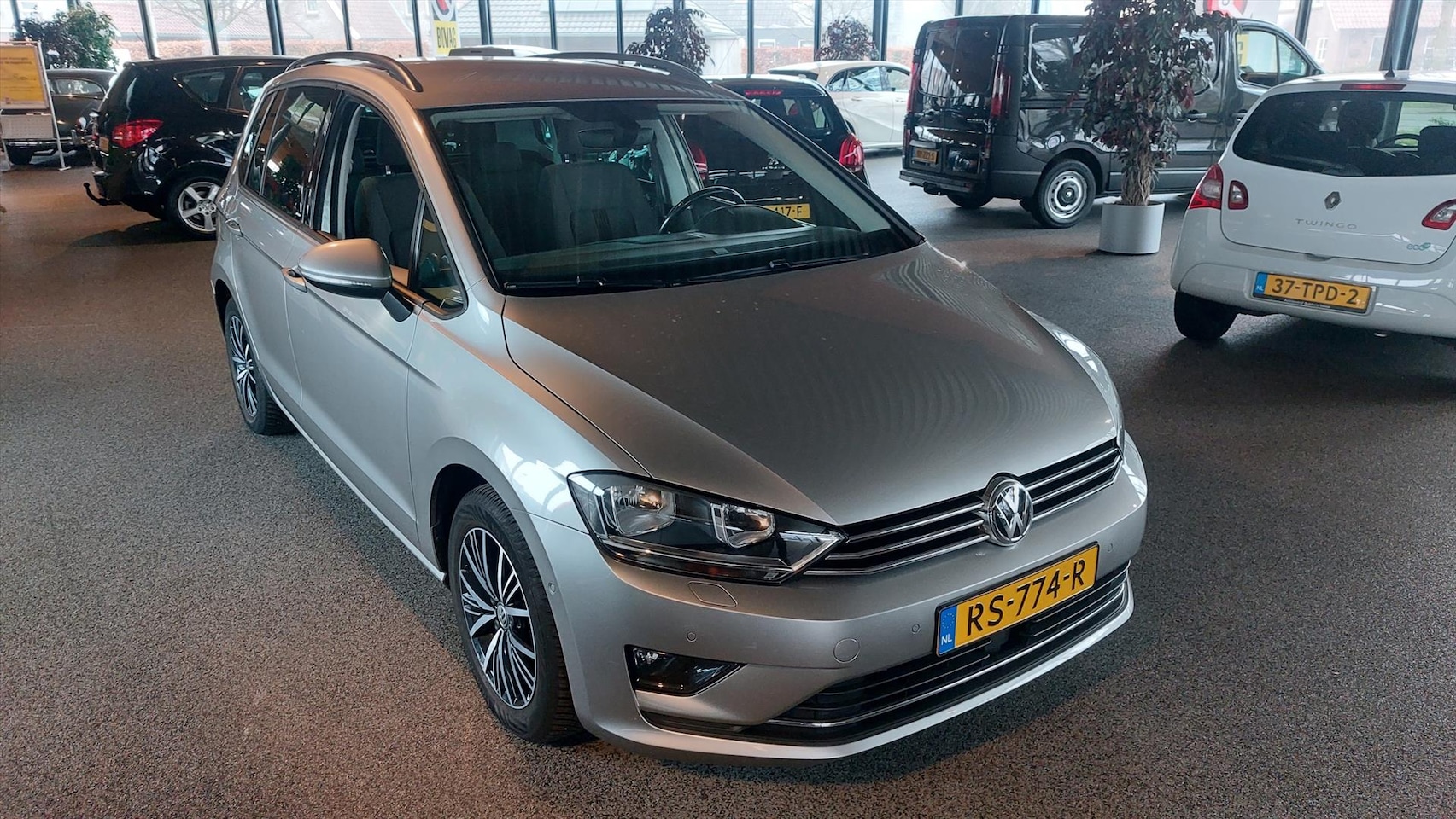 Volkswagen Golf Sportsvan - 1.2 TSI 110 PK ALLSTAR - AutoWereld.nl