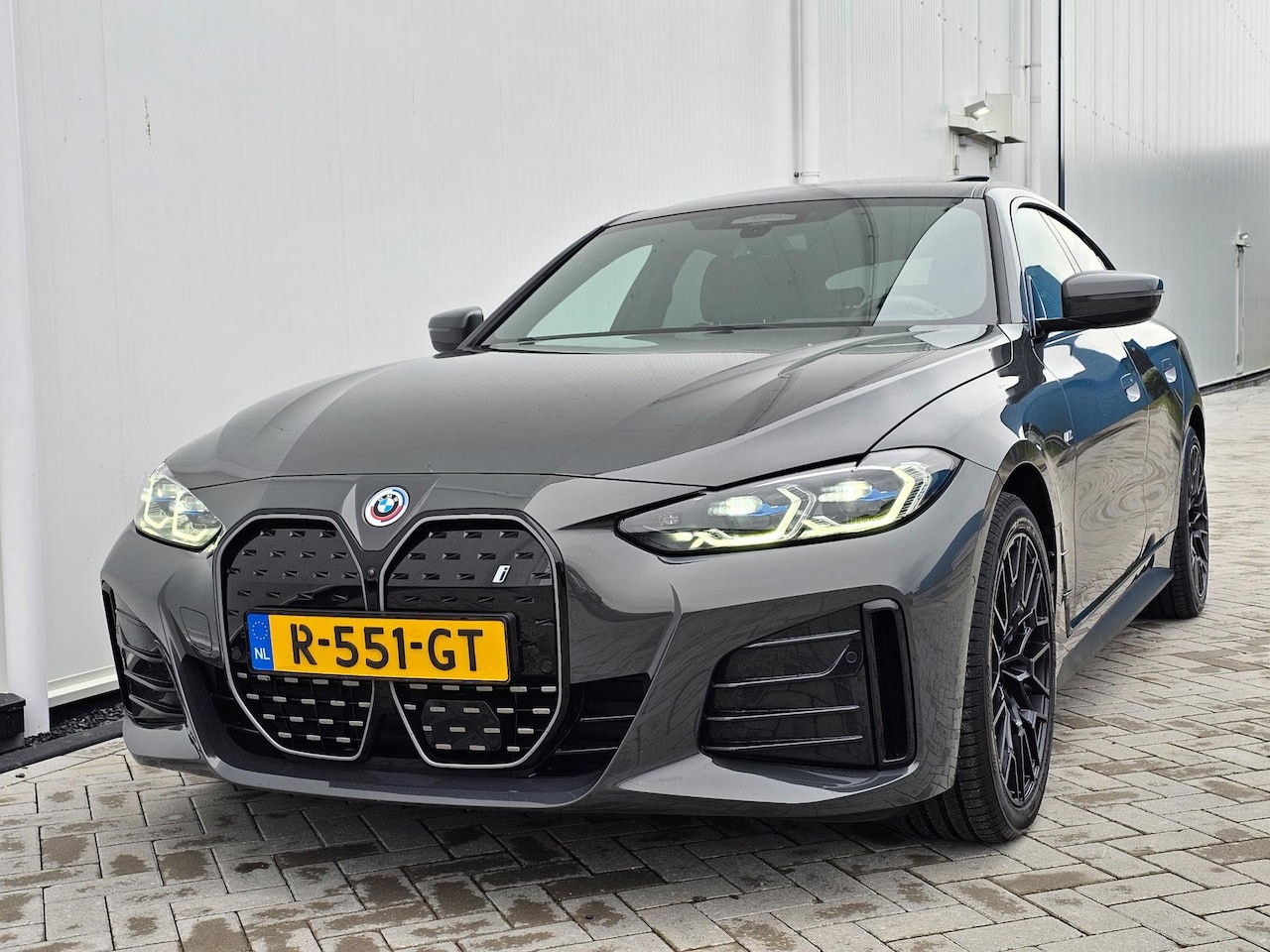 BMW i4 - EDrive40 M-Sport LASER/HUD/DRIVE ASSIST Vol Opties! Onderhoudscontract tot 08-2026! - AutoWereld.nl