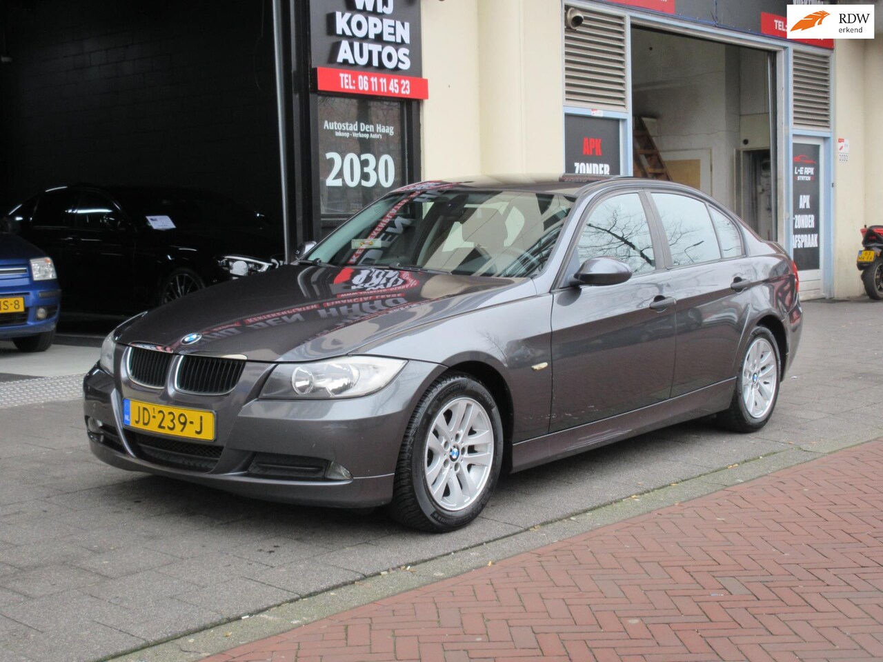 BMW 3-serie - 318i Business Line Airco Stoelverwarming PDC - AutoWereld.nl