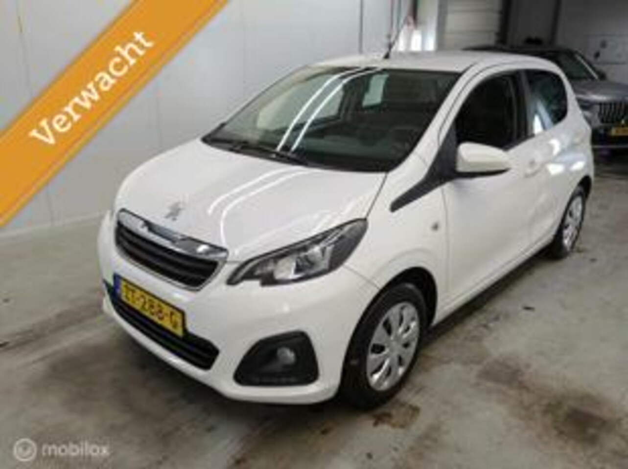 Peugeot 108 - 1.0 e-VTi Blue Lease Camera/Carplay/Airco - AutoWereld.nl