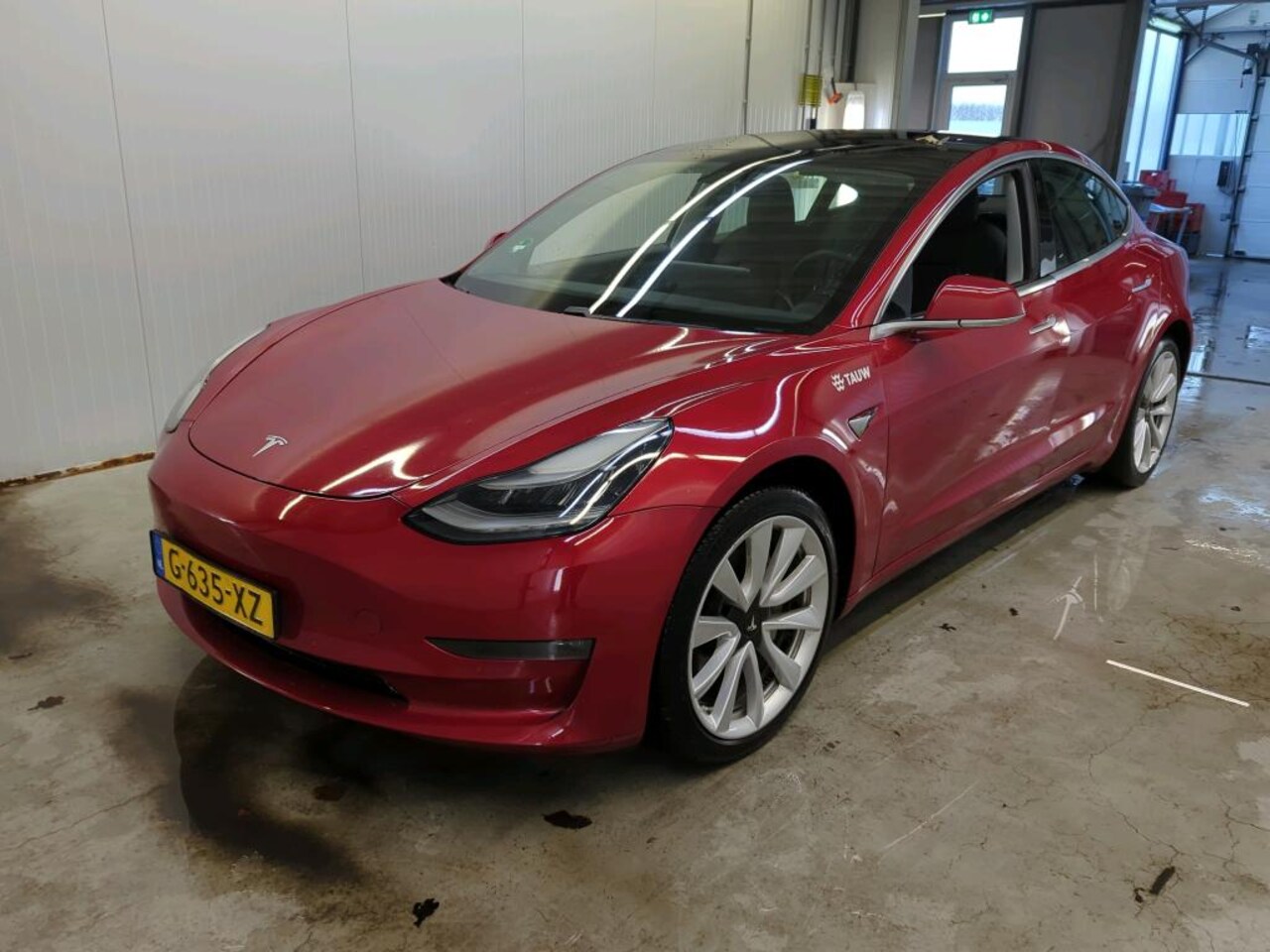 Tesla Model 3 - Long-Range AWD 351pk 75 kWh [ AUTOPILOT+19" LMV+620KM WLTP+PREMIUM AUDIO ] - AutoWereld.nl