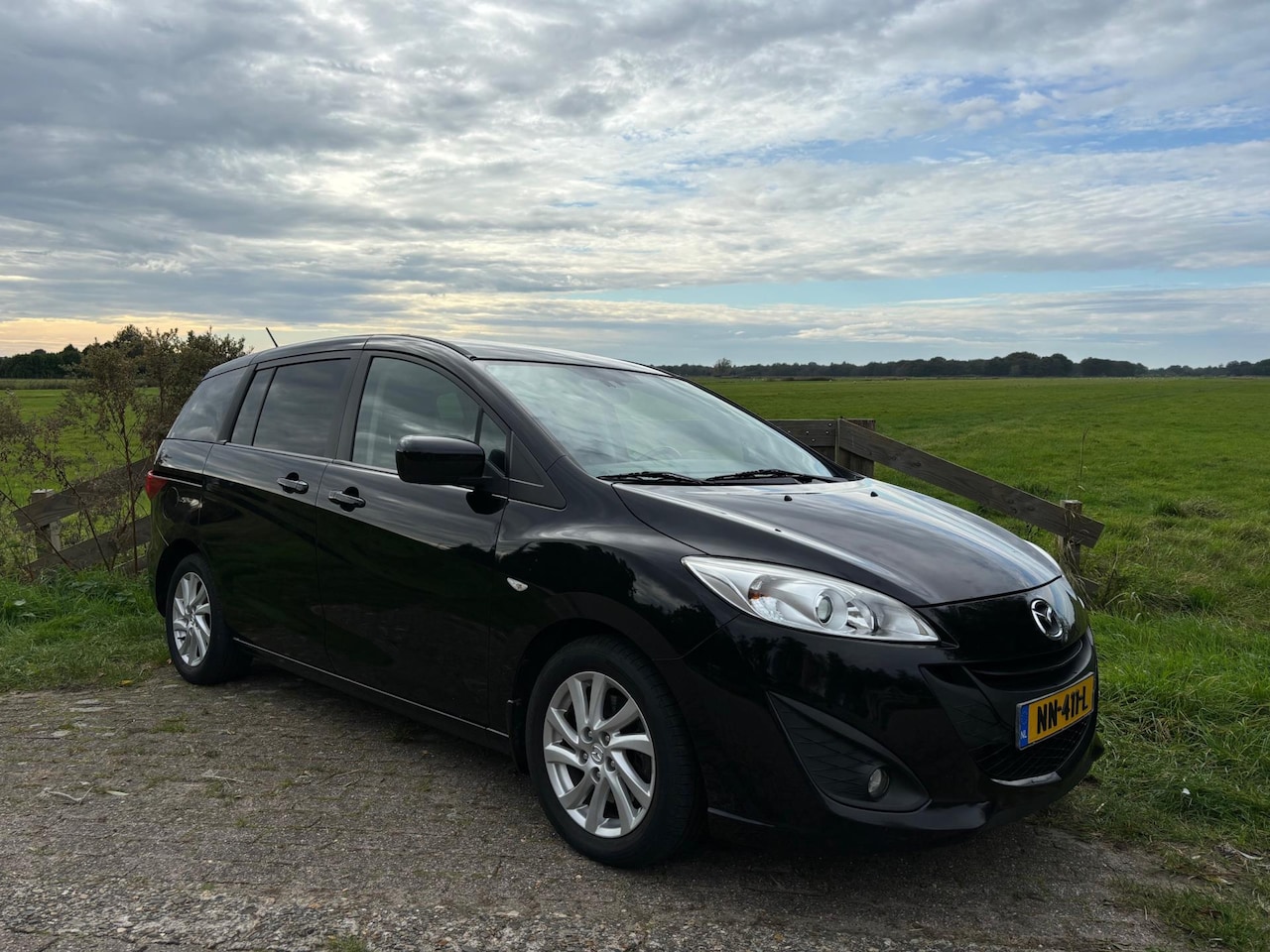 Mazda 5 - 1.8 TS+ 115 PK 7-Persoons nieuwe apk - AutoWereld.nl