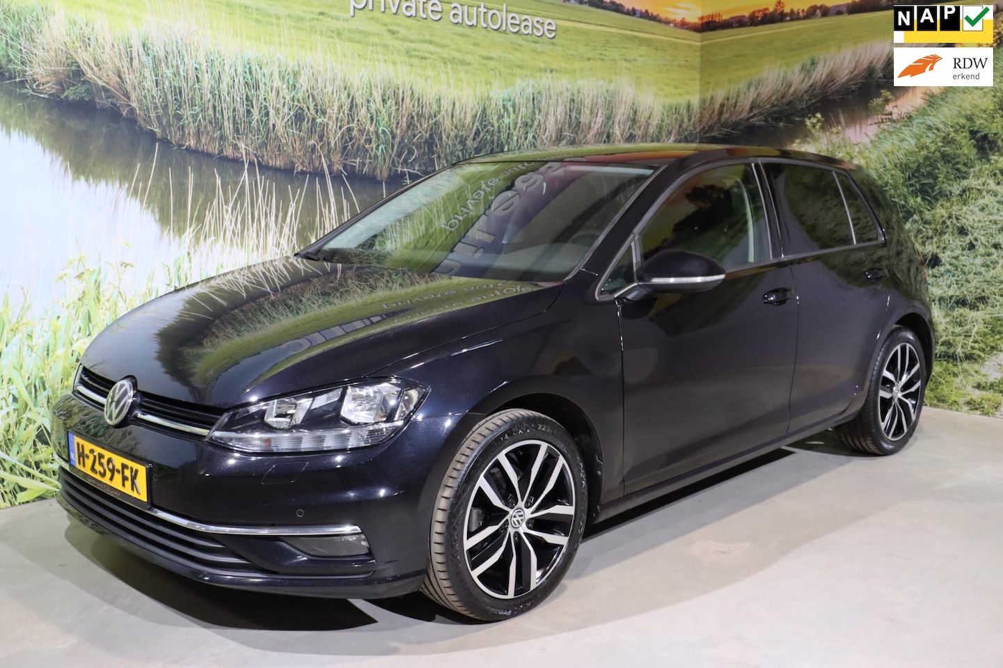 Volkswagen Golf - 1.0 TSI Comfortline Business | Adaptive - AutoWereld.nl