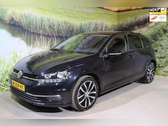 Volkswagen Golf - 1.0 TSI Comfortline Business | Adaptive