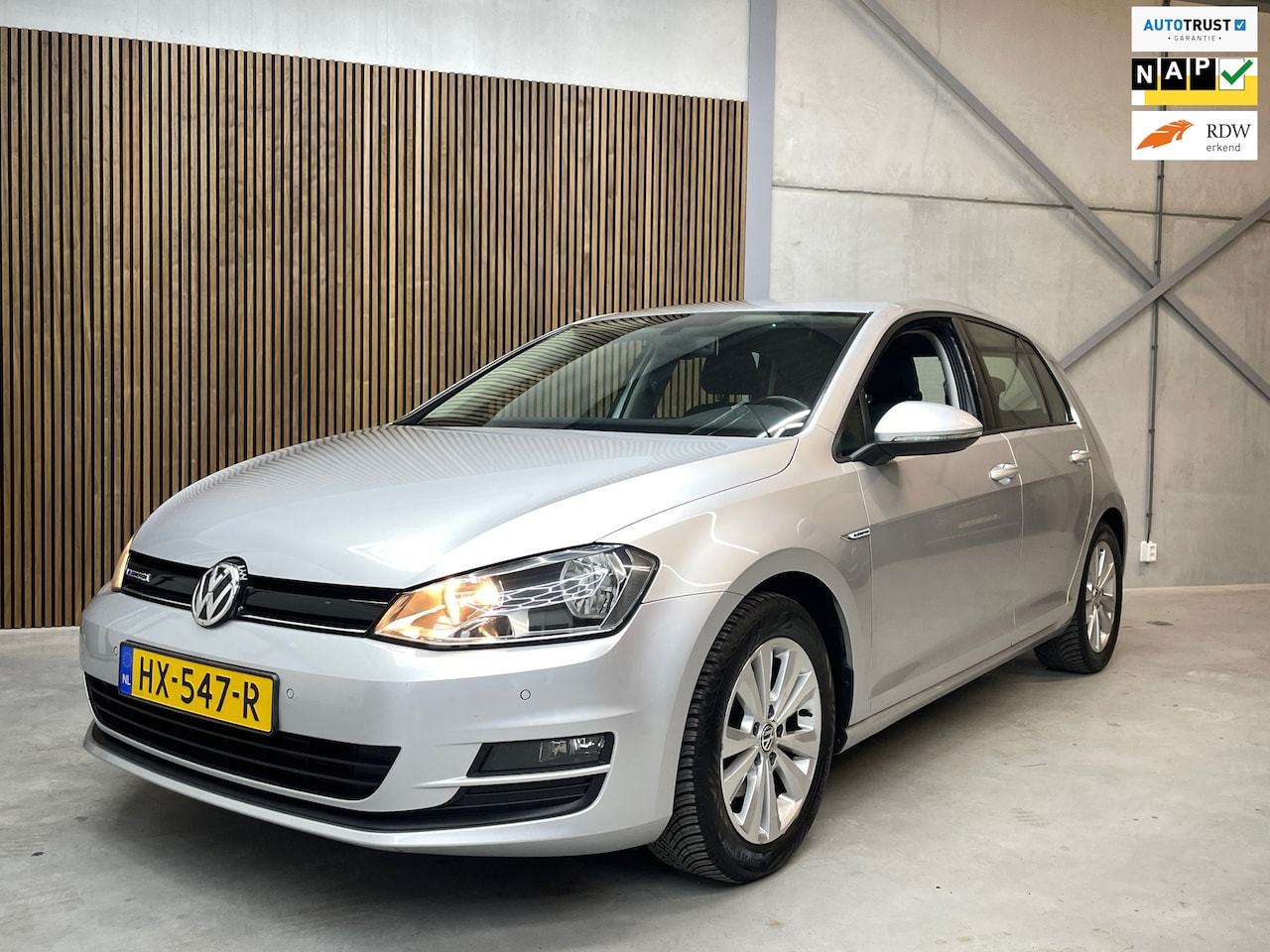 Volkswagen Golf - 1.0 TSI Comfortline Automaat NL Auto - AutoWereld.nl