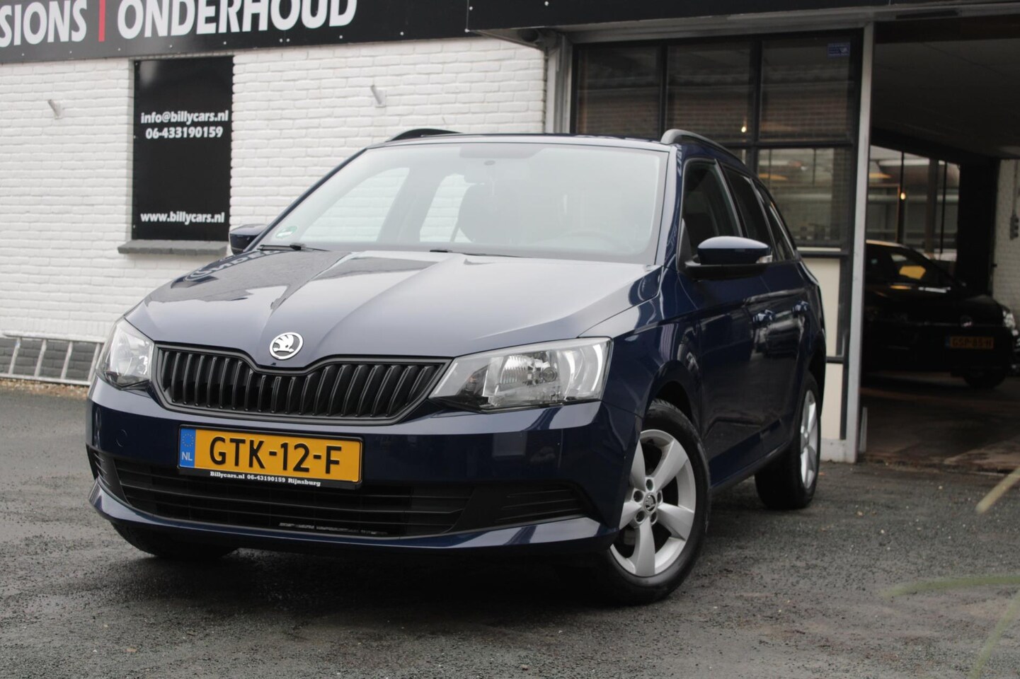 Skoda Fabia Combi - 1.0 MPI Active | Airco | Elec ramen | Parkeersensoren achter - AutoWereld.nl