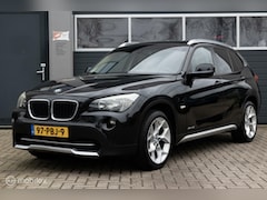 BMW X1 - sDrive18i Executive NAVI PDC LEER