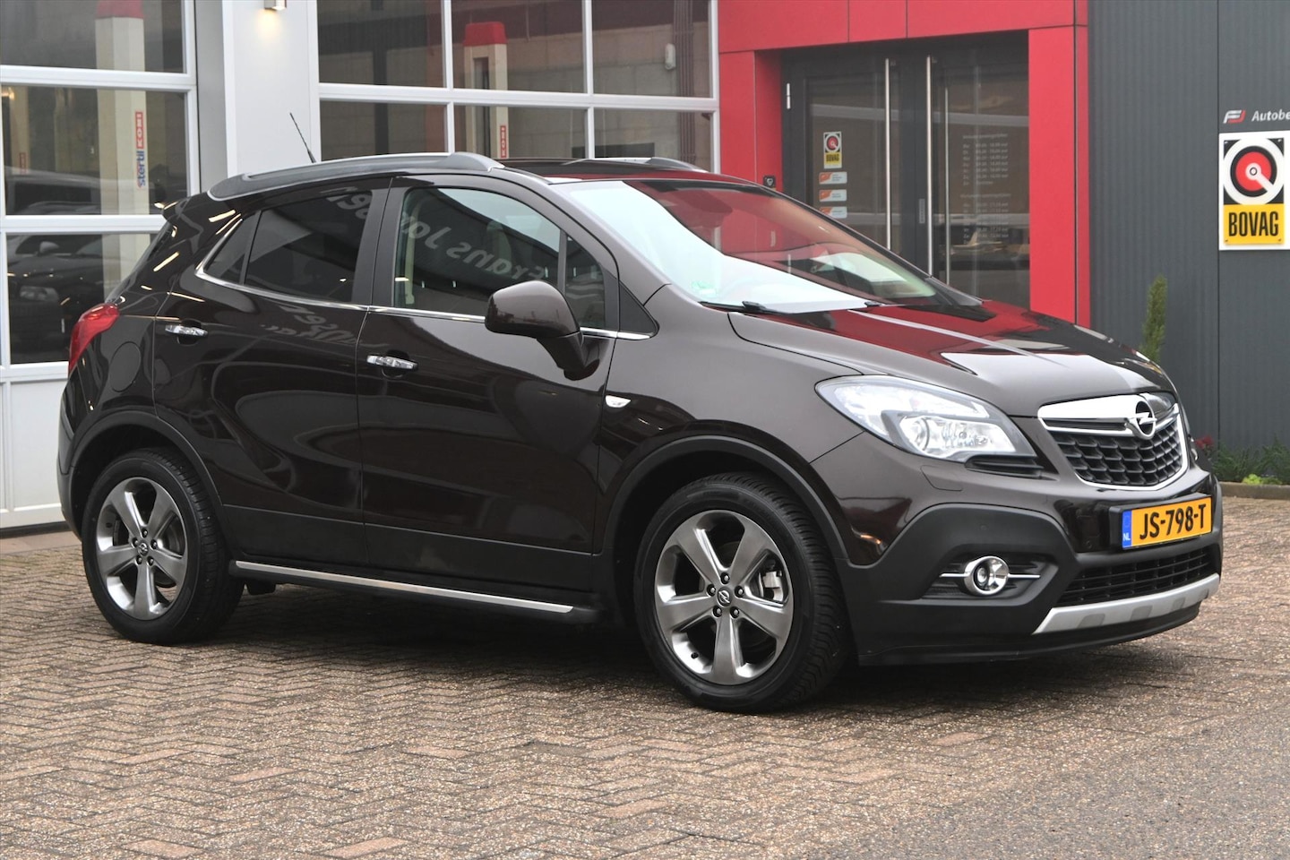 Opel Mokka - 1.4 140pk 4x4 | Leder | Xenon | Stoel, stuur verwarming | Trekhaak - AutoWereld.nl