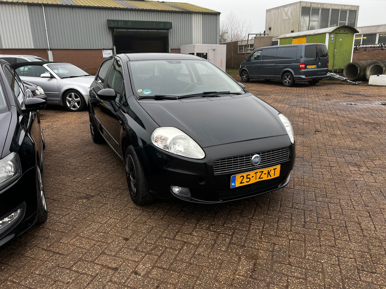 Fiat Grande Punto - 1.4 Dynamic 5 deurs airco - AutoWereld.nl