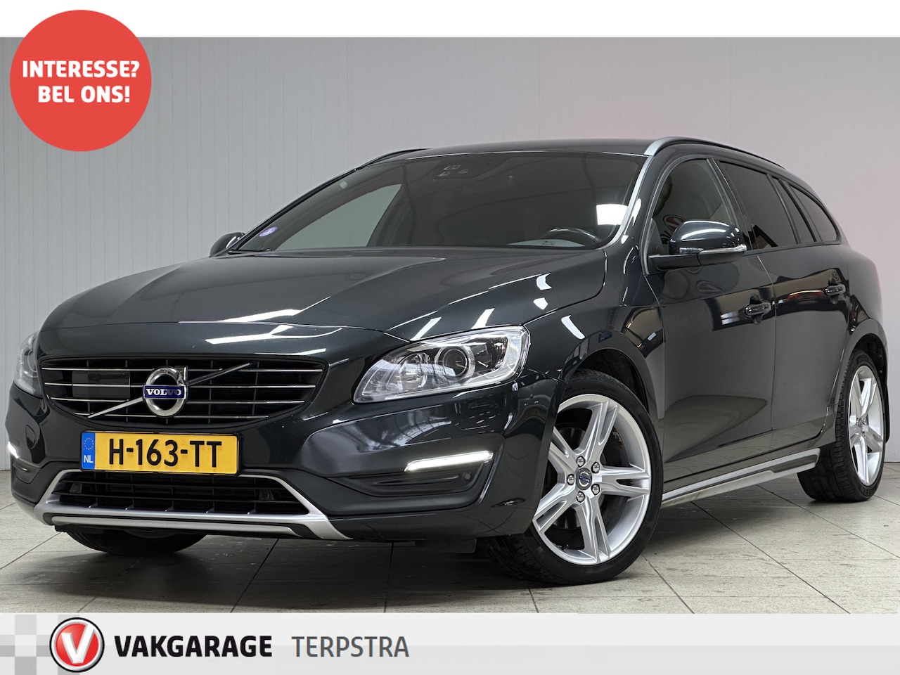 Volvo V60 - 1.5 T3 Ocean Race/ Automaat!/ Trekhaak/ Zwarte Hemel/ Voorruitverw./ Stoel+Stuurverw./ Xen - AutoWereld.nl