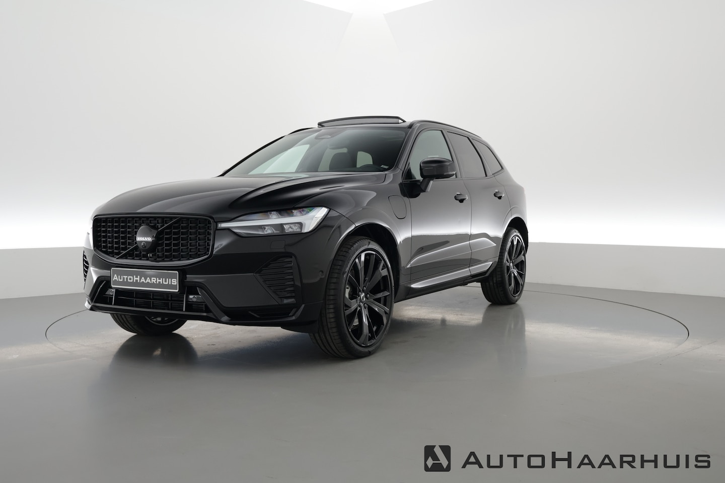 Volvo XC60 - T6 Recharge Ultimate Black Edition | HUD | 360cam | Bowers & Wilkins | Pilot Assist | 21'' - AutoWereld.nl