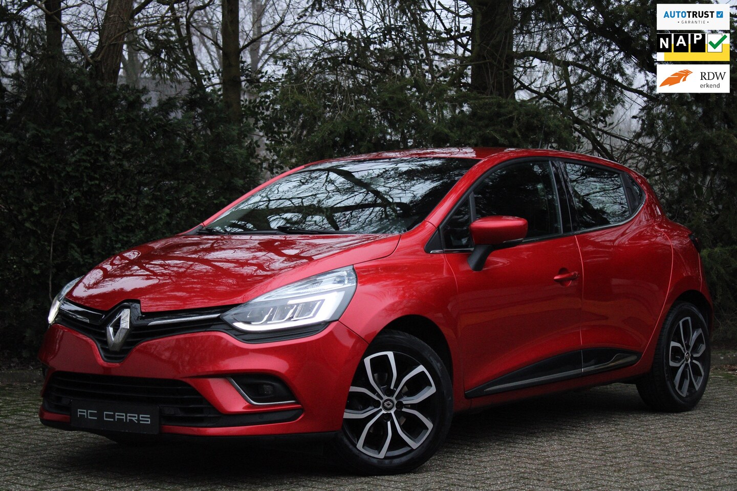 Renault Clio - 0.9 TCe Limited 2018 - KeyGo/Navi/LED! - AutoWereld.nl