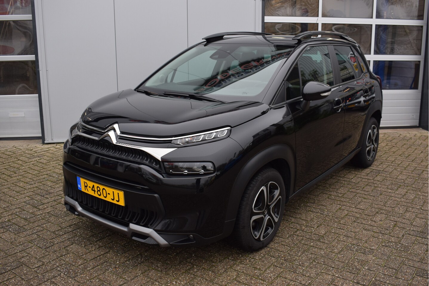 Citroën C3 Aircross - 1.2 PureTech Feel | 110PK | Airco | Cruise Control - AutoWereld.nl