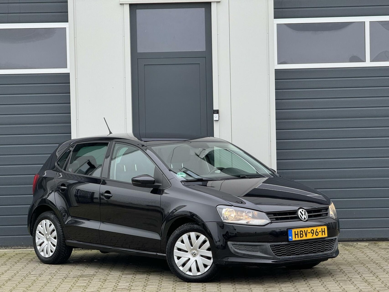 Volkswagen Polo - 1.2-12V Trendline / Parkeersensoren / Luxe - AutoWereld.nl