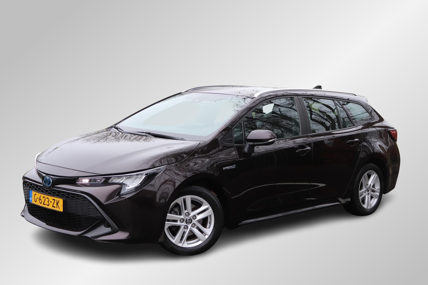 Toyota Corolla Touring Sports - 1.8 Hybrid Active Navi-Clima-Camera - AutoWereld.nl