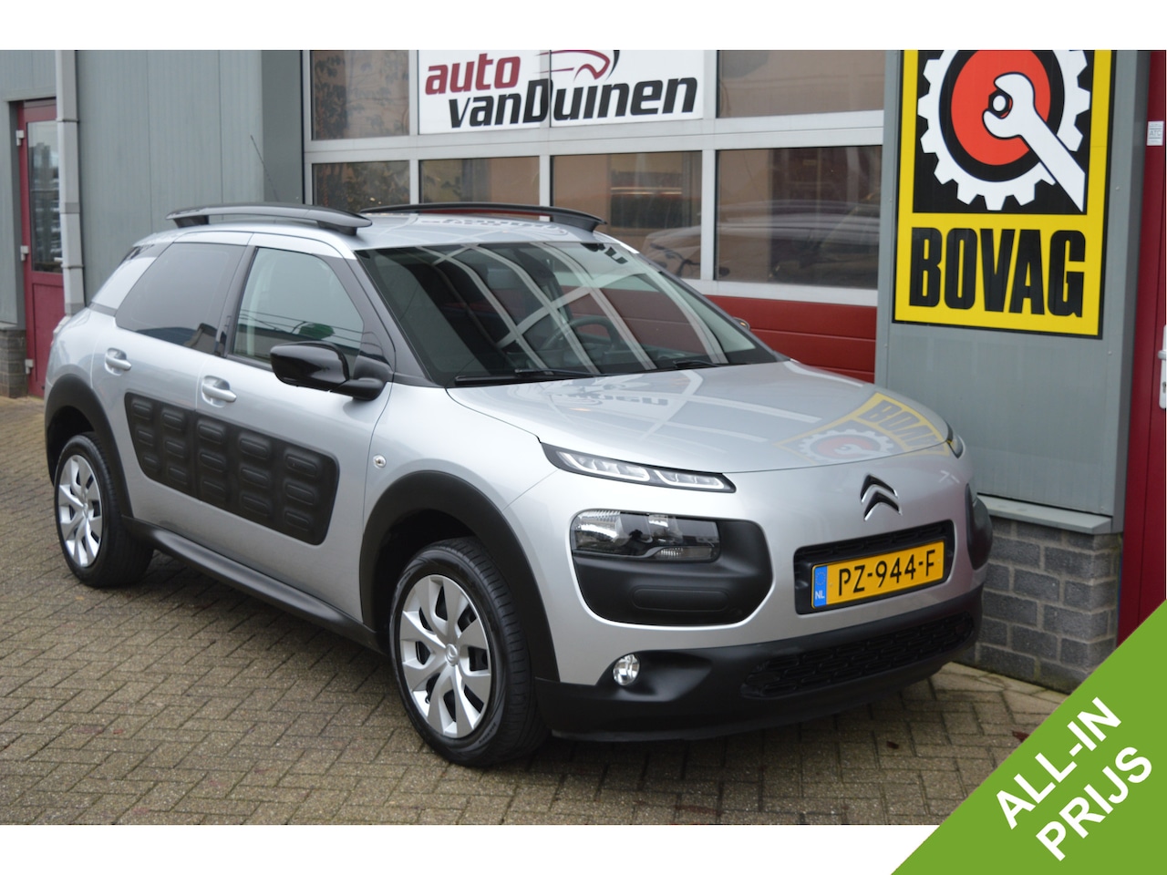 Citroën C4 Cactus - 1.2 PureTech Business O.a: Haak, PDC, Clima, Cruise, Navi, Rijklaar, Etc. All-in prijs! - AutoWereld.nl