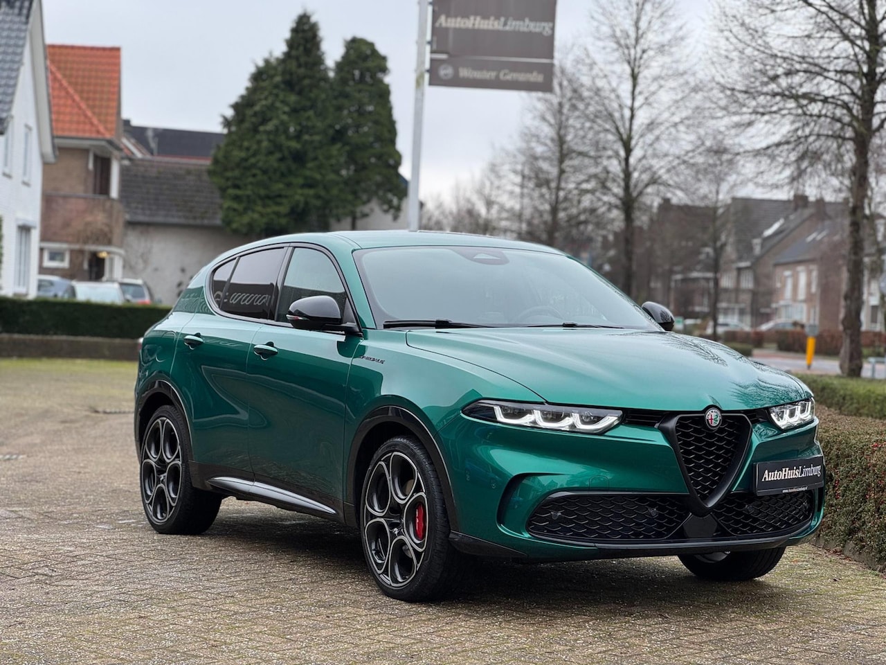 Alfa Romeo Tonale - 1.5T Hybrid 160 PK Speciale| Verde Montreal|CarPlay|Nieuwstaat! - AutoWereld.nl