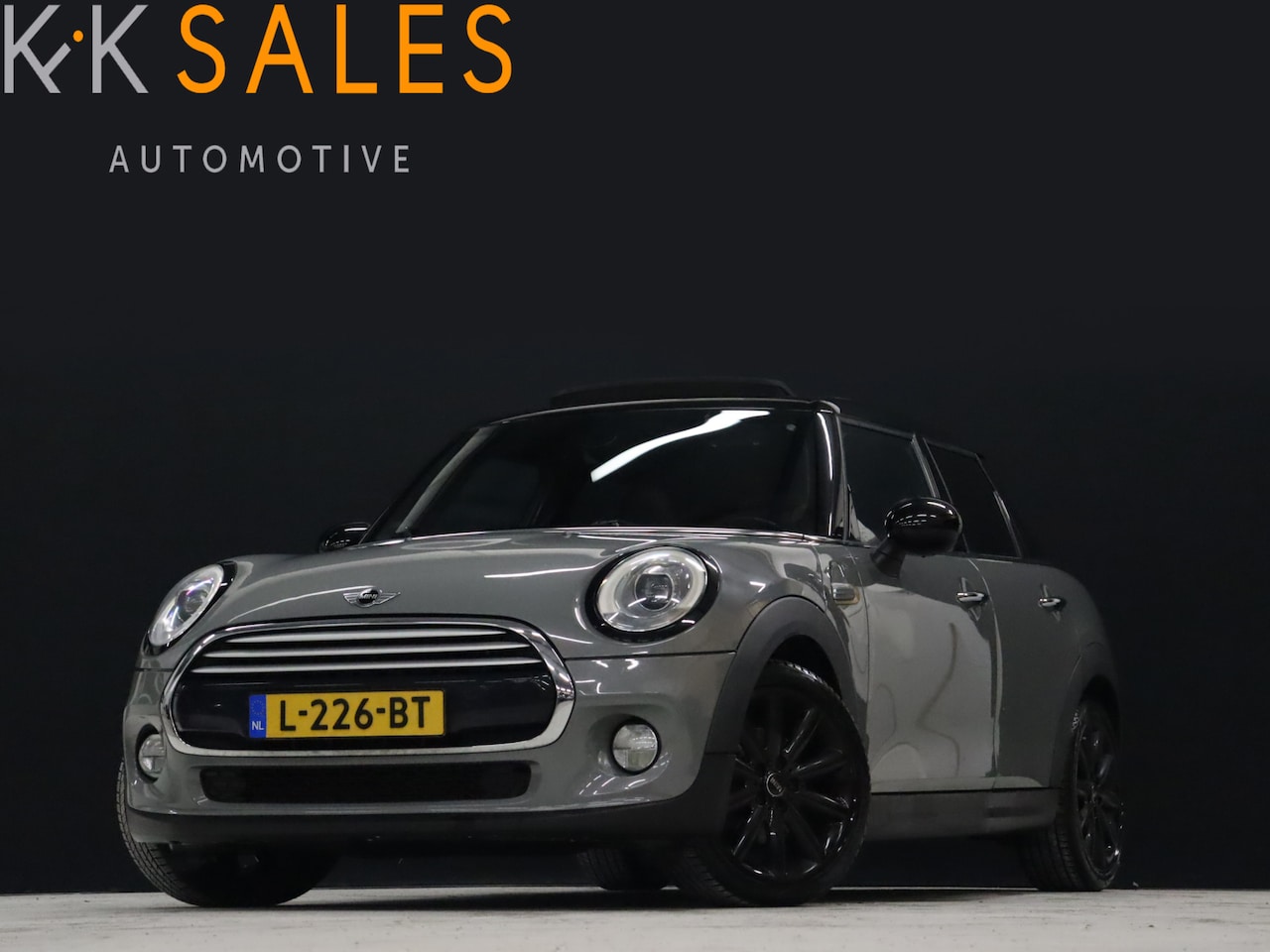 MINI Cooper - Mini 1.5 Chili Serious Business [SCHUIFKANTELDAK, STOELVERWARMING, CRUISE CONTROL, BLUETOO - AutoWereld.nl