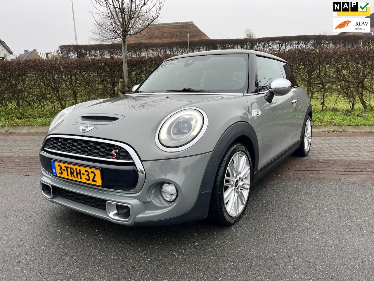 MINI Cooper S - Mini 2.0 , Panodak, Leer, Navi, 192 pk ! - AutoWereld.nl